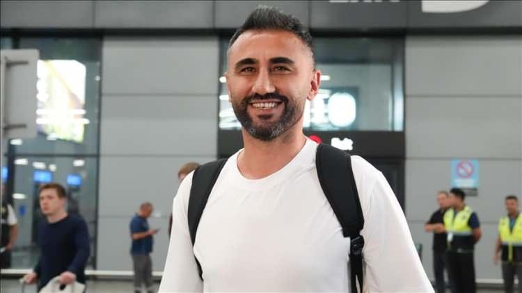 <p>Eyüpspor: 546.553.433</p>