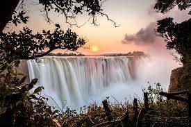<p><span style="color:#B22222"><strong>23) ZİMBABVE </strong></span><strong> | </strong><span style="color:#B22222"><strong> </strong></span><strong>Afrika ülkesi</strong></p>