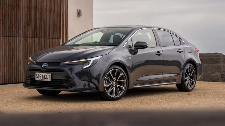 <p>Toyota Corolla 1.5 Vision Plus CVT – 1 milyon 590 bin TL</p>