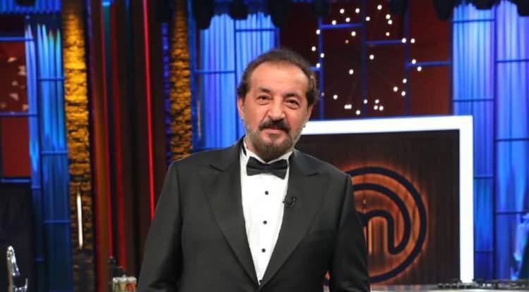 <p>Mehmet Yalçınkaya, sosyal medya hesabından gençlik fotoğraflarını yayınladı.</p>