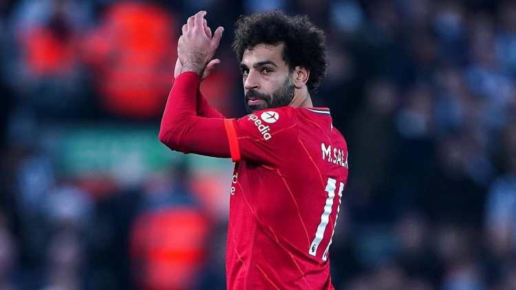 <p><span style="color:#000000"><strong>Premier Lig'deki başarısıyla adını altın harflerle yazdıran Liverpool'un yıldız ismi Muhammed Salah, geçtiğimiz hafta arkadaş grubuyla birlikte tatil için soluğu Türkiye'de aldı.</strong></span></p>
