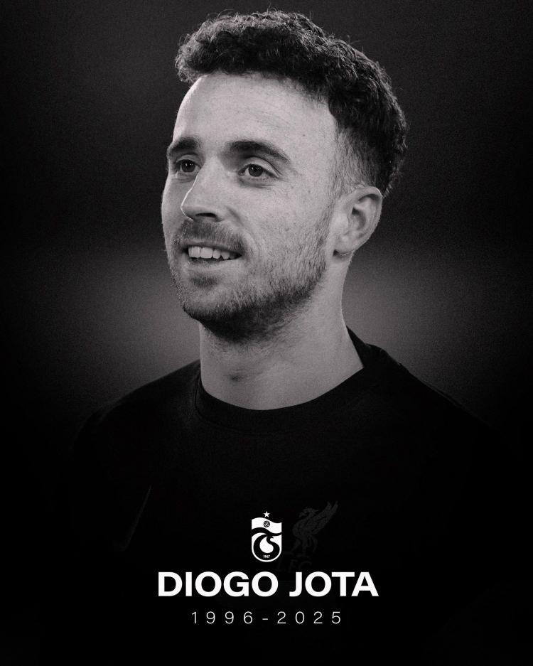 <p>TRABZONSPOR:<br />
<br />
Kalplerimiz Liverpool ve Diogo Jota'nın kaybından dolayı yas tutan herkesle birlikte. Çok trajik bir kayıp. Allah rahmet eylesin.</p>