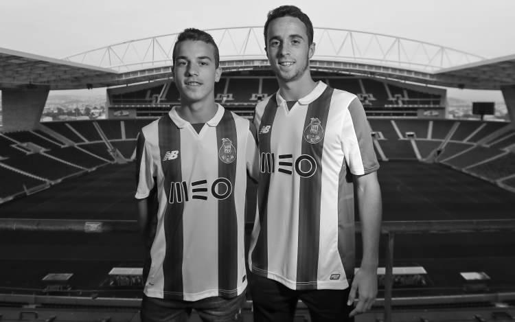 <p>PORTO:<br />
<br />
Porto Futbol Kulübü yas tutuyor. Diogo Jota'nın ve aynı zamanda gençlik kategorilerinde sporcumuz olan kardeşi André Silva'nın ailesine ve arkadaşlarına en içten taziyelerimizi şok ve derin bir üzüntüyle iletiyoruz.<br />
<br />
Nur içinde yatsın.</p>