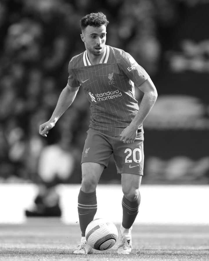 <p>FULHAM:<br />
<br />
Diogo Jota ve kardeşi André Silva'nın vefat haberiyle sarsıldık.<br />
<br />
Fulham'daki herkes, Liverpool'dakiler de dahil olmak üzere, bu trajik kayıplardan etkilenen birçok insanı düşünüyor.</p>