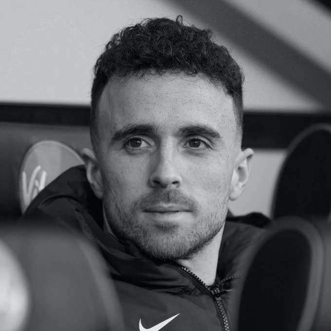 <p>EVERTON: <br />
<br />
Everton'daki herkes Diogo Jota ve kardeşi André Silva'nın trajik vefatından dolayı derin bir üzüntü içindedir. Bu üzücü zamanda düşüncelerimiz aileleri ve arkadaşlarıyla birlikte.</p>