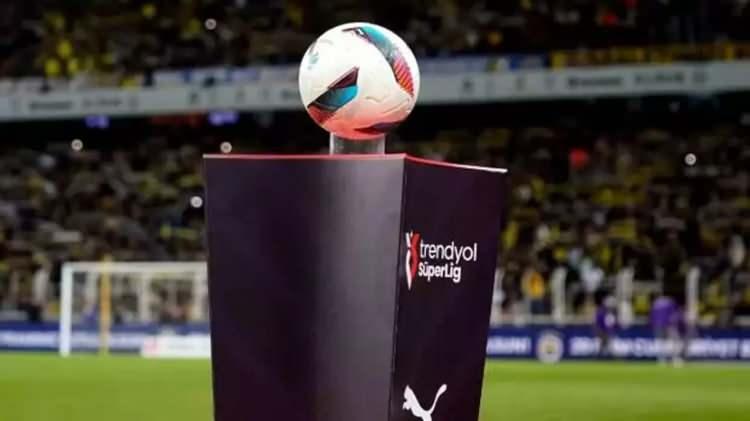 <p>Türkiye Futbol Federasyonu (TFF) tarafından açıklanan 34 haftalık resmi takvime göre, Trendyol Süper Lig’in 2025-2026 sezonu 8, 9, 10 ve 11 Ağustos 2025 tarihlerinde oynanacak ilk hafta maçlarıyla start alacak.<br />
</p>