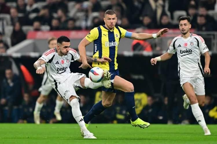 <p><strong>11. hafta: Beşiktaş - Fenerbahçe</strong></p>