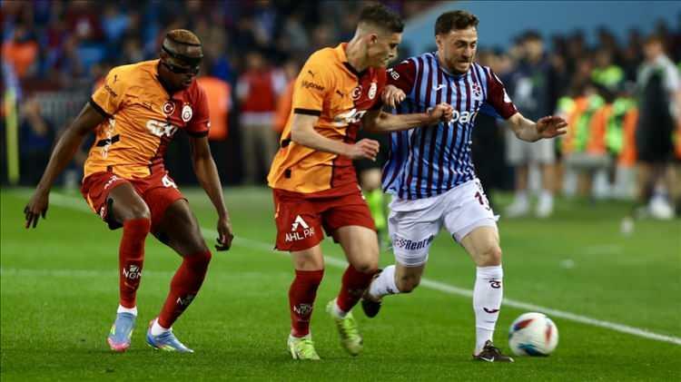 <p><strong>11. hafta: Galatasaray-Trabzonspor</strong></p>
