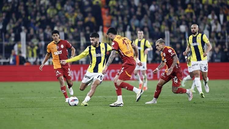 <p><strong>14. hafta: Fenerbahçe - Galatasaray</strong></p>
