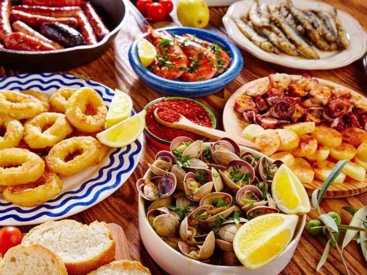 <p>İspanya mutfağı</p>
<p> </p>
<p>4.50 puan ile 4'üncü sırada yer aldı</p>