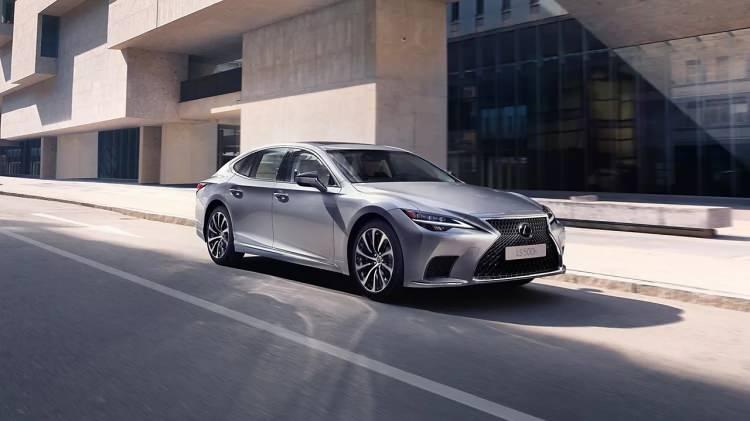 <p>LEXUS LS</p>
<p> </p>