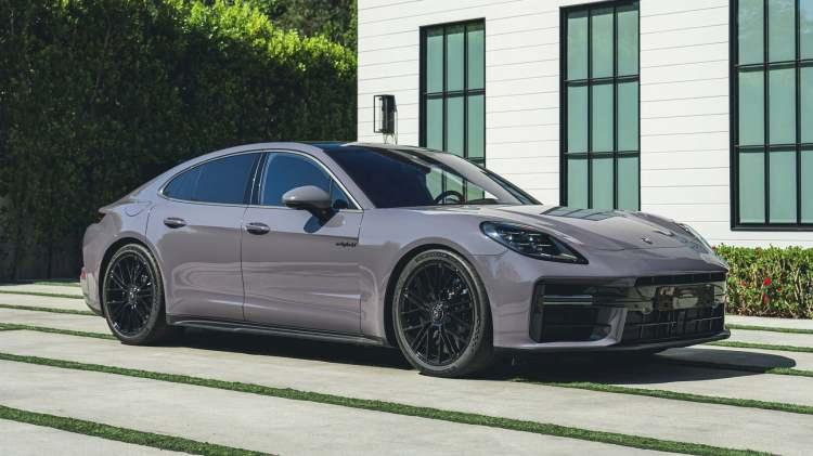 <p>PORSCHE PANAMERA</p>
<p> </p>