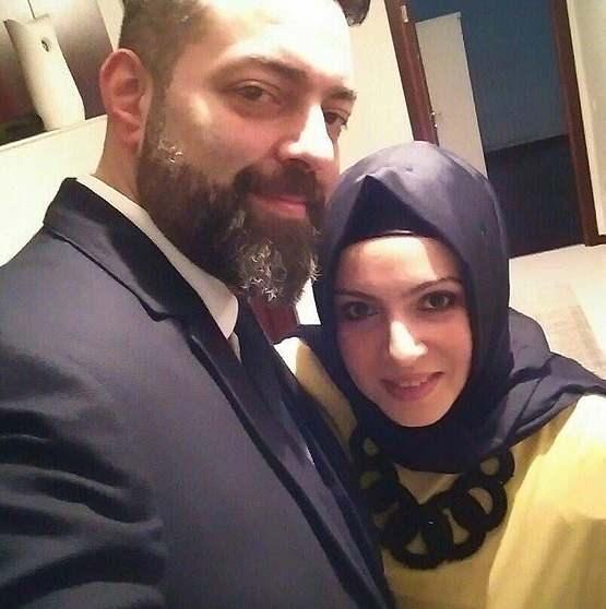 <p><span style="color:#FF0000"><strong>SERHAT ÖNDER</strong></span></p>
<p> </p>
<p>Fetullahçı Terör Örgütü'nün (FETÖ) darbe girişimi sırasında "darbe gerçekleşmesin diye uğraşacağız, kendimizi göstereceğiz" diyerek eşi ve çocuklarını da yanına alıp Genelkurmay Başkanlığının önüne giden şehit Türk Kızılayı Küçükesat Şube Başkanı Serhat Önder'in, jet sesleri nedeniyle korkan oğluna son sözü <strong>"korkma oğlum"</strong> oldu.</p>