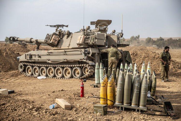 <p>Bu operasyonun, İsrail tarihindeki en büyük askeri nakliye süreci olduğu belirtildi. Son sevkiyat, özellikle İsrail Kara Kuvvetleri’nin ihtiyaçlarına yönelik hazırlandı.</p>