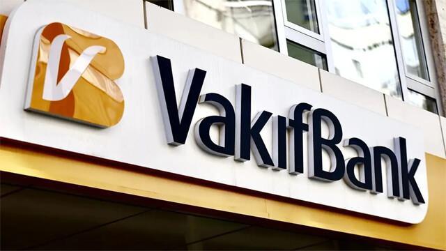 <p><span style="color:#B22222"><strong>VakıfBank:</strong></span> <strong>12.000 TL peşin nakit promosyon</strong> + alışverişe bağlı <strong>15.000 TL iade</strong> ile toplamda <strong>27.000 TL.</strong></p>