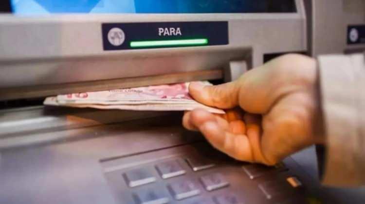 <p>Bankadan bankaya değişiklik gösteren para çekme limitlerinde Enpara liderliğe yükseldi.</p>
<p> </p>
<p> </p>
<p> </p>
