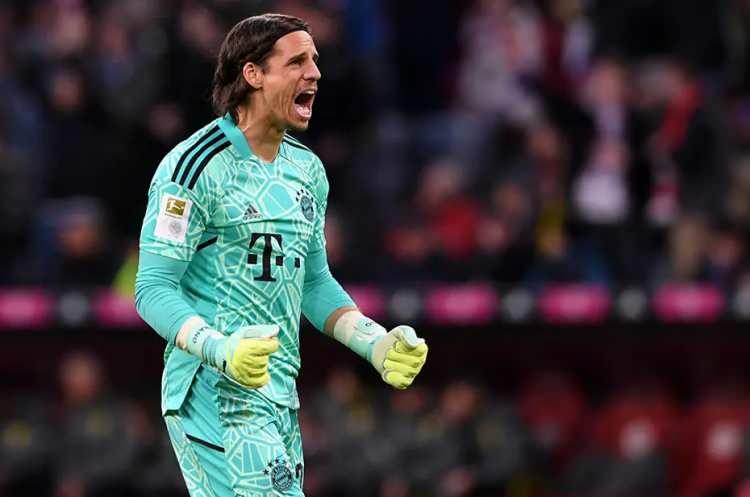 <p>Inter'in 36 yaşındaki kalecisi Yann Sommer, Galatasaray'ın gündeminden düşmüyor.<br />
<br />
Sarı kırmızılıların, Hakan Çalhanoğlu ile birlikte Bodrum'da tatil yapan İsviçreli eldivenle yıllık ücret konusunda görüşmelere devam ediyor.<br />
<br />
(FANATİK)</p>