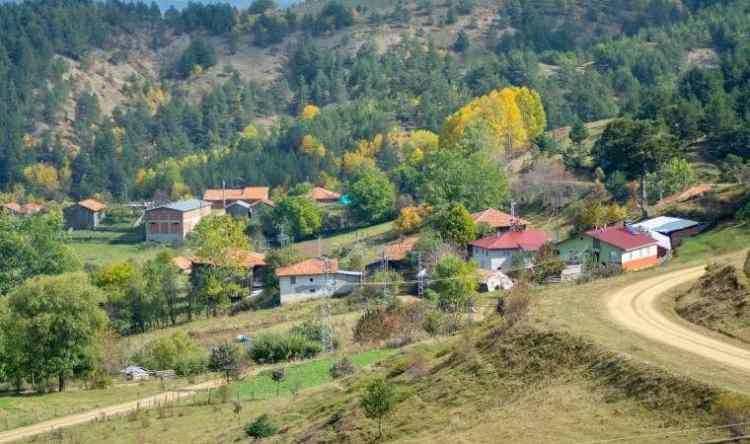 <p>Kastamonu bin 54 köy</p>