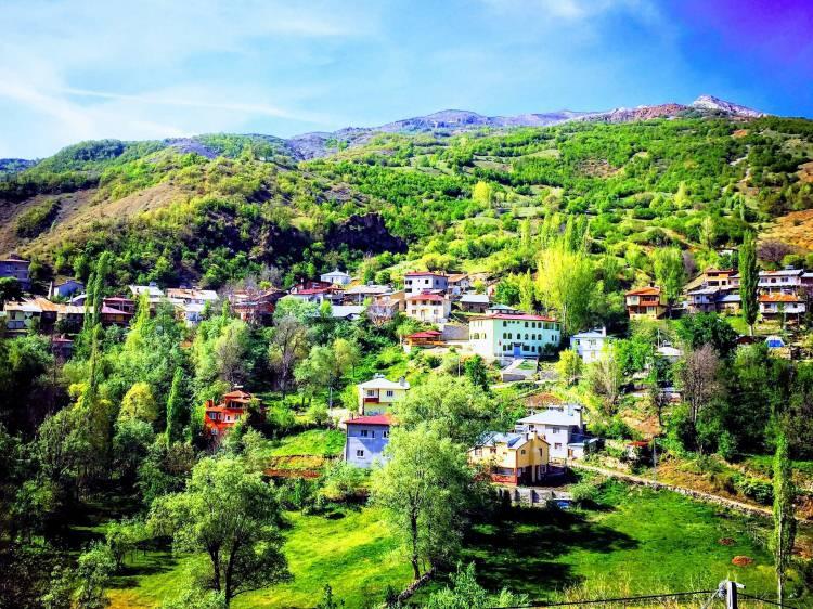 <p><strong>Türkiye'de en fazla köyün bulunduğu il bin 234 ile Sivas olarak açıklandı.</strong></p>
<p> </p>