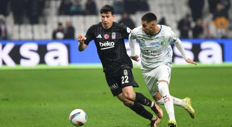 <p>Rus ekiplerinden Krasnodar, Beşiktaş'ın kadrosunda düşünmediği Bakhtiyor Zaynutdinov için kulübe resmi teklifte bulundu.<br />
<br />
(HÜRRİYET)</p>