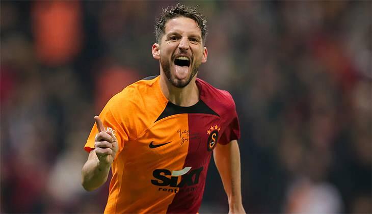 <p><span style="color:#000000"><strong>Avrupa liglerinde süslü bir kariyer inşa eden ve geçtiğimiz 3 sezon boyunca Galatasaray forması giyen Belçikalı yıldız Dries Mertens, geçtiğimiz ay emekli olduğunu açıkladı. </strong></span></p>
<p> </p>