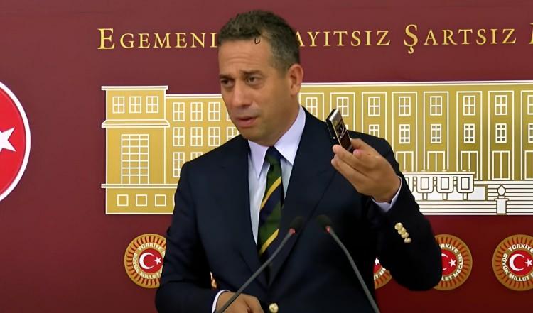 <p>CHP Grup Başkanvekili Ali Mahir Başarır, CHP'nin kurucusu Gazi Mustafa Kemal'e de küfreden Grok'a yönelik kısmi erişim tedbiri uygulanmasına itiraz etti</p>