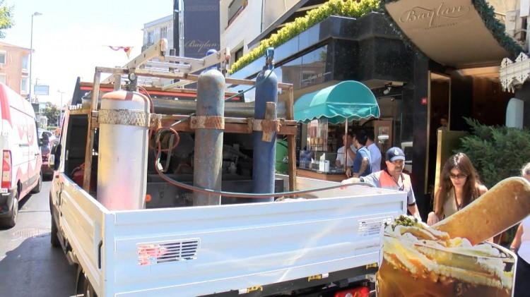 <p>Uzman ekiplerin saha çalışmalarının ardından 2025 yılı başından itibaren gerçekleştirilen Koruma Kurulu toplantılarında toplam 106 taşınmaza ilişkin karar alındı.</p>