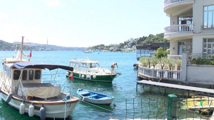 <p>Yıkım kararı verilen alanlar için harekete geçen İBB yetkilileri sabah saatlerinde Bebek’te bulunan tarihi pastaneye geldi.</p>

