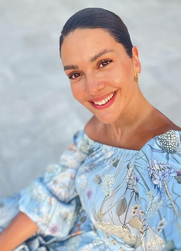 <p><span style="color:#000000"><strong>Yapay zeka teknolojisinin akılalmaz boyutlara ulaşmasıyla birlikte kötü niyetli kişiler tarafından kullanılmasına tepki gösteren Korel, hastane yatağında yattığını gösteren sahte bir fotoğrafın sosyal medyada paniğe neden olduğunu söyledi.</strong></span></p>