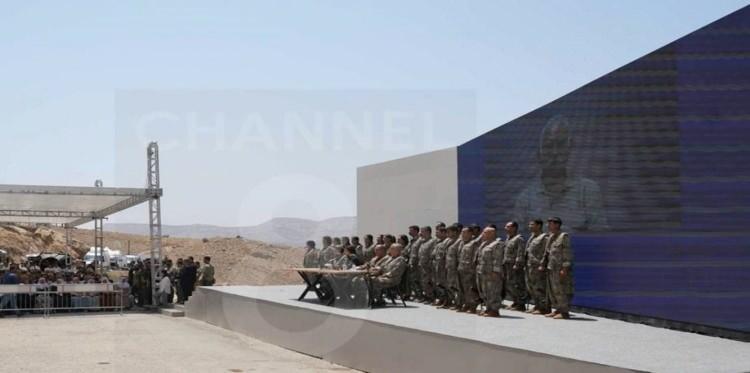 <p>Terör örgütü PKK elebaşlarından Base Hozat’ın da dahil olduğu bir grup Irak’ın Süleymaniye kentinde silahlarını imha etti.</p>