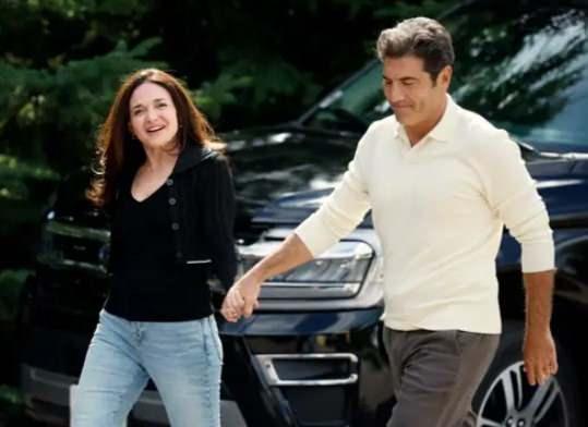 <p>Eski Meta üst düzey yöneticilerinden Sheryl Sandberg ve  kocası Kelton Global'in eski CEO'su Tom Bernthal</p>

<p> </p>
