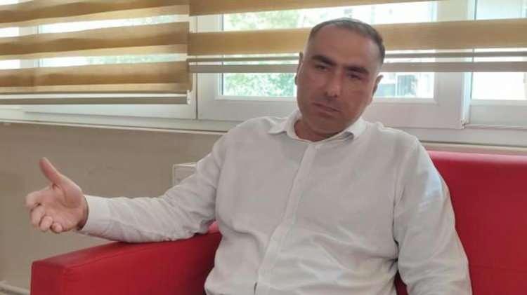 <p>Adana Büyükşehir Belediyesi'nin 2019 yılından önce açmış olduğu "Temizlik malzemesi, hırdavat, kırtasiye, gıda malzemeleri" ihalesini müteahhit Emrah Köse kazandı. </p>