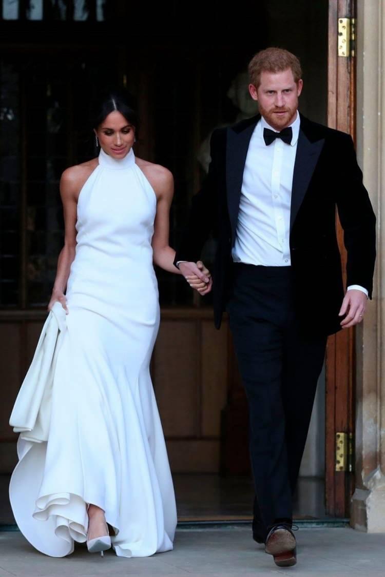 <p><span style="color:#000000"><strong>2020 yılında radikal bir alarak ABD'ye taşınan İngiliz Kraliyet Ailesi'nin asi çifti Prens Harry ve Meghan Markle, aileden ayrılsa da skandallarının yankıları sürmeye devam ediyor. </strong></span></p>