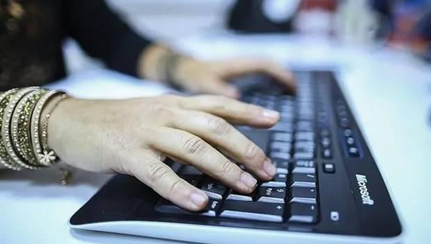 <p><strong>SAĞLIK BAKANLIĞI PERSONEL ALIMI KADRO VE BRANŞ DAĞILIMI</strong></p>
<p>18 bin personel alımına ilişkin branş dağılımları henüz açıklanmadı fakat Bakan Memişoğlu, personel alımında mesleklerin hepsinin olacağını belirtmişti.</p>