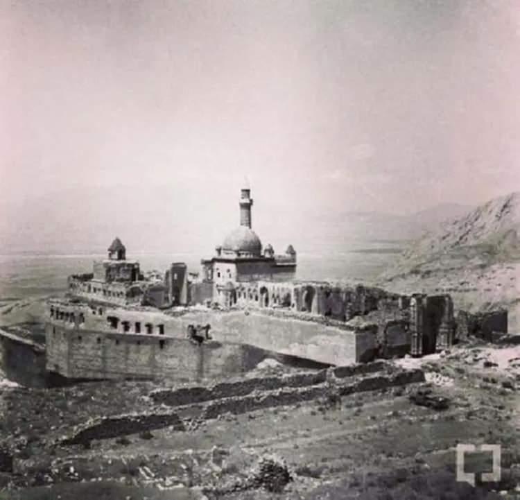 <p>İshak Paşa Sarayı - Ağrı</p>
