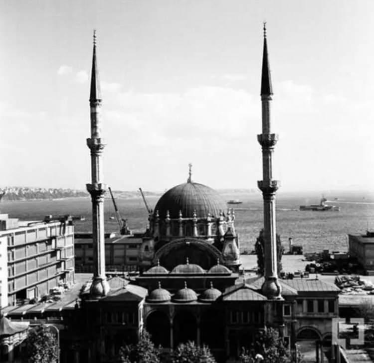 <p>İstanbul </p>
<p> </p>