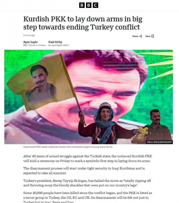 <p>BBC:</p>

<p><br />
“PKK, Türkiye'deki çatışmayı sona erdirme yolunda büyük bir adım atarak silah bırakıyor”</p>

<p><br />
“Türkiye devletine karşı 40 yıldır silahlı mücadele veren PKK, silah bırakma yolunda sembolik bir ilk adımı atmak üzere cuma günü tören düzenleyecek.”</p>

<p> </p>
