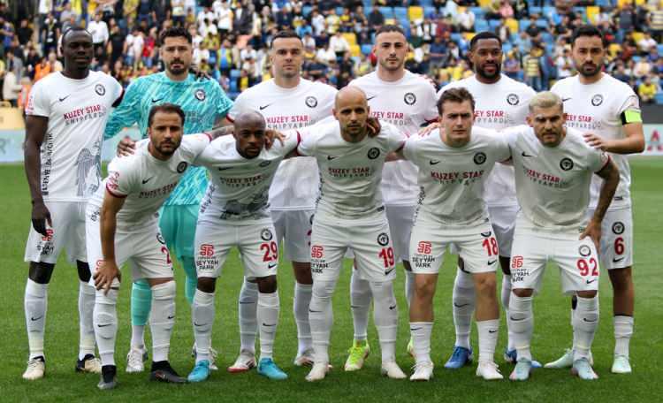 <p>Normal sezonun bitimini takip eden 3 haftalık periyotta play-off müsabakaları yapılacak. İşte, sezonun karşılaşmaları...</p>