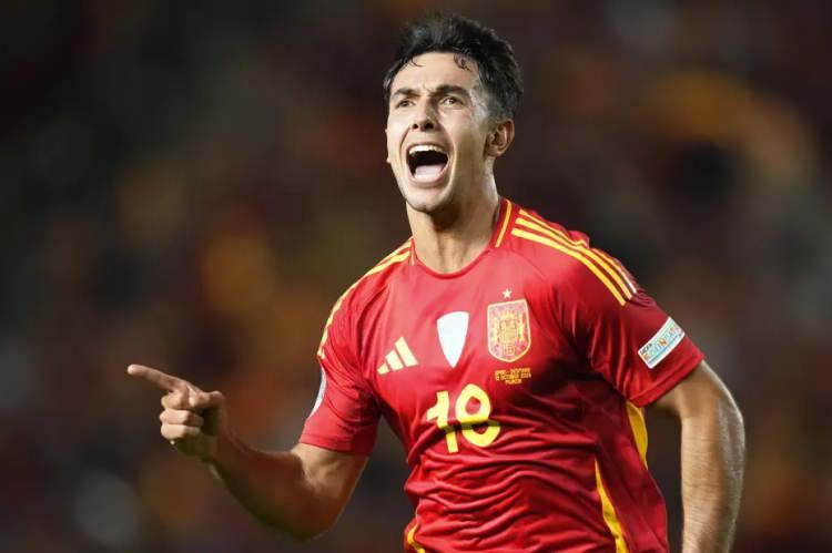 <p>Martin Zubimendi ➡ Arsenal</p>