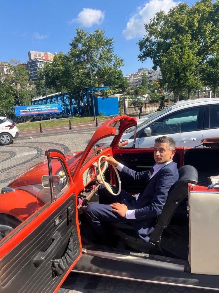 <p>Sanduvaç, telefonunun çalınması üzerine polis merkezine giderek şikayetçi oldu.</p>