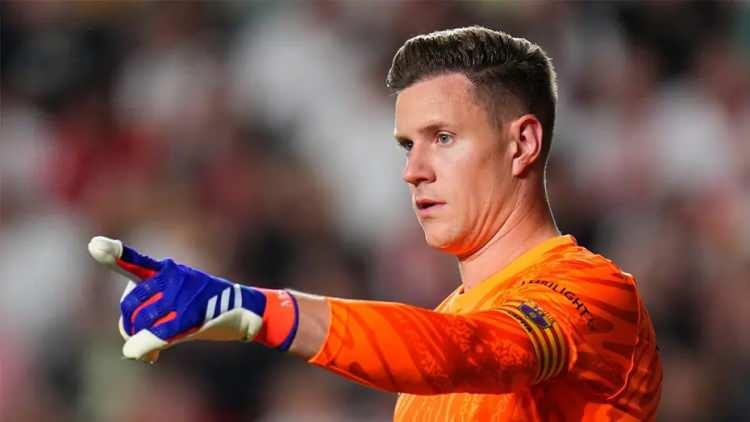<p>Barcelona'nın Alman eldiveni Ander ter Stegen'i listenin ilk sırasına yazan Galatasaray'da, plasede ise Maignan, Lucas Perri ve Yann Sommer bulunuyor.<br />
<br />
(FOTOMAÇ)</p>