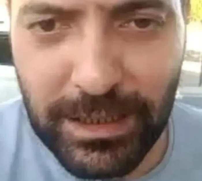 <p>Cinayet ekipleri, Ayşe'nin son olarak eski erkek arkadaşı ihraç polis memuru Cemil Koç'un (38) Küçükçekmece'deki evine gittiğini belirledi. Ayşe'nin bu evde öldürüldüğünün tespit edilmesinin ardından aralarında Cemil Koç'un da bulunduğu 7 şüpheli gözaltına alındı.</p>
<p>Cemil Koç ve beraberindeki 6 şüpheli, Gayrettepe Asayiş Şube Müdürlüğündeki işlemlerinin tamamlanmasının ardından adliyeye sevk edildi. </p>
