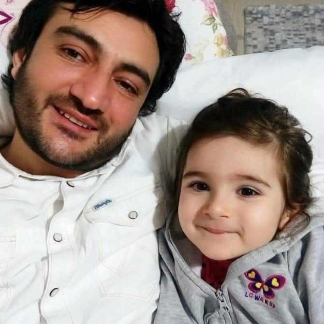 <p>Oğlunun isminin ülke genelinde okullara, parklara ve caddelere verilmesinden onur duyduğunu dile getiren Kantarcı, "Halil her zaman kalbimizde yaşıyor. Özlüyoruz, yokluğunu her zaman hissediyoruz. Hiçbir zaman gönlümüzden çıkmıyor. Torunlarımız büyüdü onlarla avunuyoruz. Diğer çocuklarımdan da Allah razı olsun hiçbir zaman yüzümü yere baktırmadılar." ifadelerini kullandı.</p>
<p> </p>