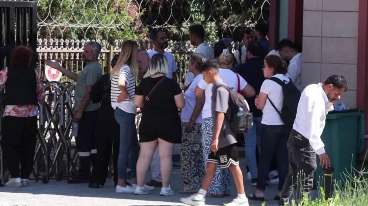 <p><strong>Sonra uzun süre sonra kız kardeşimin cenazesini aldım ve Hatay'a getirdim"</strong> </p>
