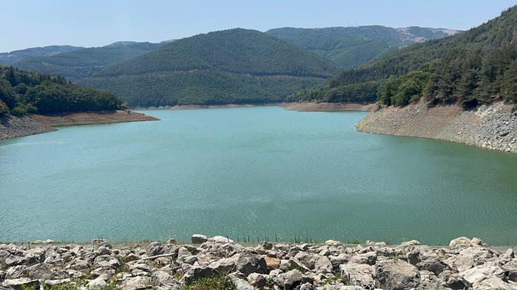 <p>İki barajın ortalama doluluk oranı yüzde 36,01 olurken, barajlardaki azalan su miktarı dronla görüntülendi.</p>

<p> </p>

