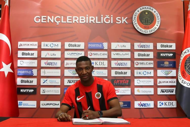<p>Moussa Kyabou<br />
<br />
Gençlerbirliği<br />
<br />
Ön libero</p>