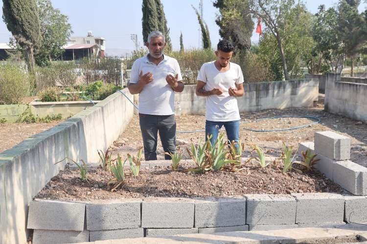 <p>Kardeşinde bir süre haber alamayan ve kardeşinin sevgilisi C.K.'dan şüphelenen Tokyaz'ın ısrarcı arayışı sonrası genç kadının cansız bedeni parçalanmış halde valiz içerisinde bulundu. </p>