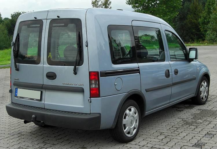 <p><strong>5. Opel Combo 1.7 CDTI City Plus – 2012</strong></p>

<p> </p>

<p>Ortalama 280.000 km | Manuel | Dizel</p>

<p> </p>

<p>Fiyat Aralığı: 409.000 – 470.000 TL</p>
