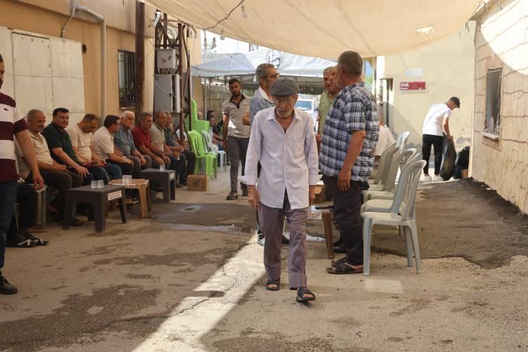 <p>Öte yandan genç kadının ölümüyle ilgili eski polis olan C.K. başta olmak üzere 7 kişinin gözaltına alındığı öğrenildi.</p>