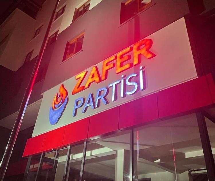 <p>Zafer Partisi: %3,8</p>

<p> </p>

